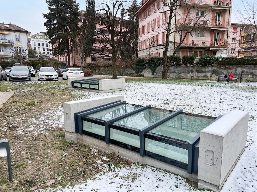 Surface inox brossé garde-corps